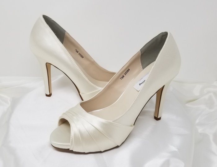 Shoes for ivory wedding dress