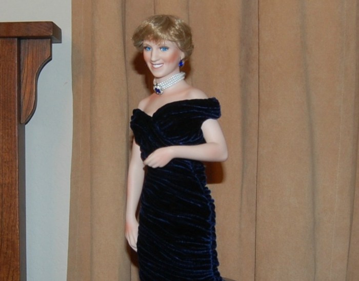 Princess diana wedding dress doll