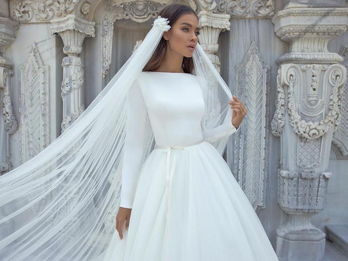 Plain wedding dresses with sleeves