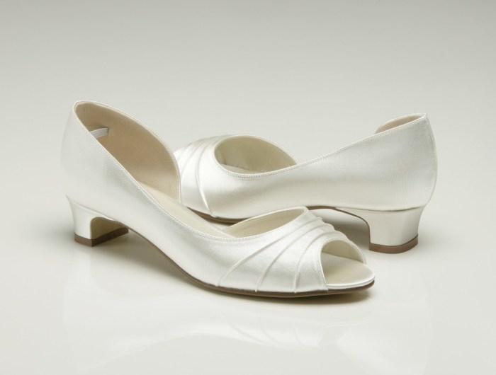 Shoes for ivory wedding dress